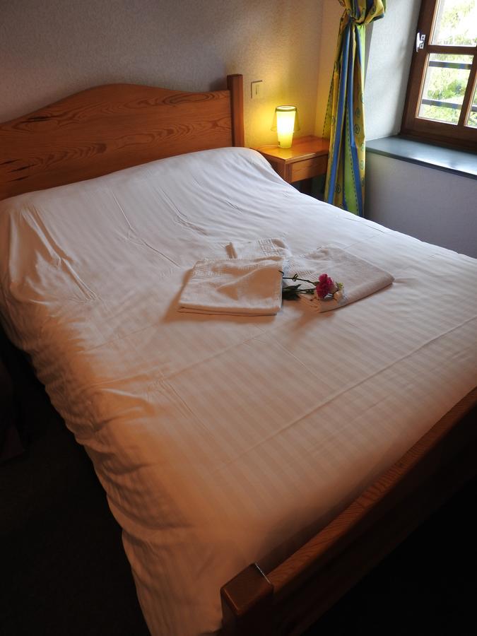 Aux Globe-Trotters Hotel Murat  Ngoại thất bức ảnh